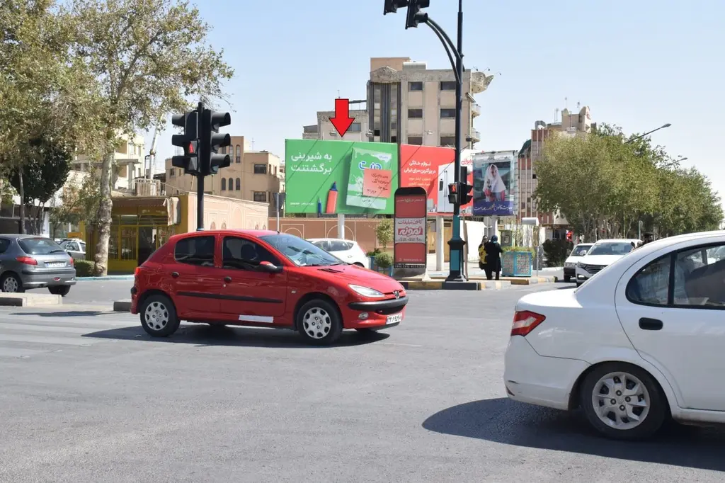 بیلبورد تقاطع حکیم نظامی و شریعتی اصفهان کد BL13-00304